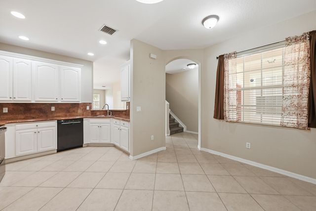 9056 Plymouth Place, Tamarac, FL 33321