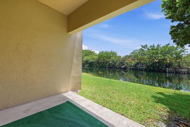 9056 Plymouth Place, Tamarac, FL 33321
