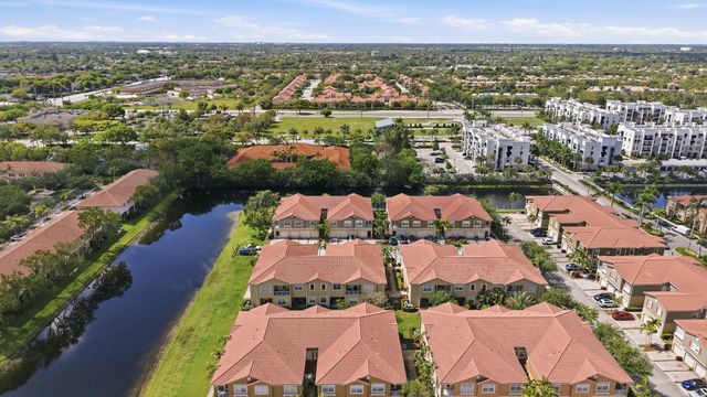 9056 Plymouth Place, Tamarac, FL 33321