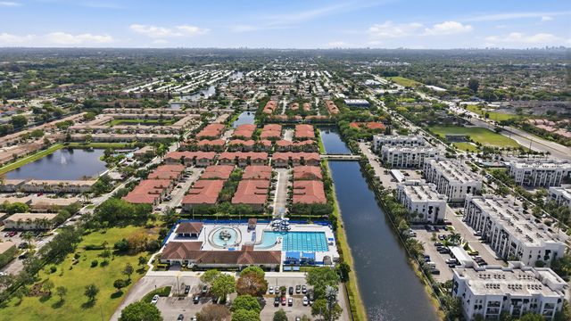 9056 Plymouth Place, Tamarac, FL 33321