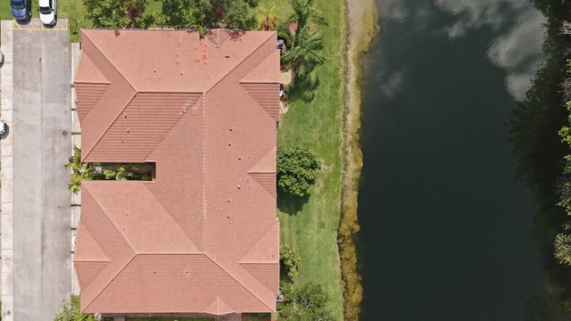 9056 Plymouth Place, Tamarac, FL 33321