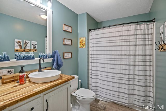 5904 E Division Street, Croton Twp, MI 49337