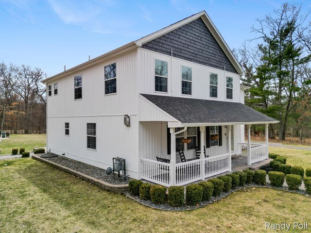 5904 E Division Street, Croton Twp, MI 49337