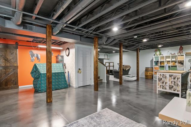 5904 E Division Street, Croton Twp, MI 49337