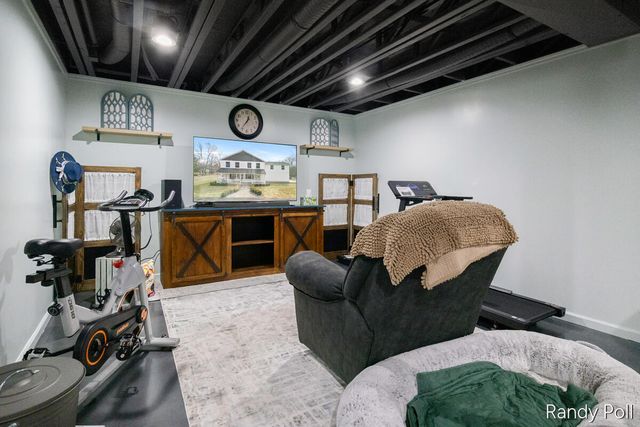 5904 E Division Street, Croton Twp, MI 49337