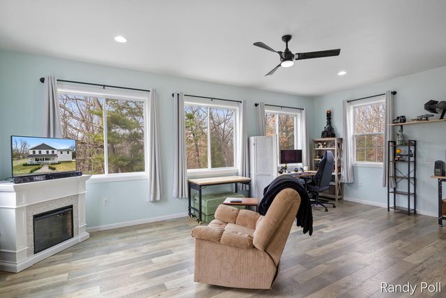 5904 E Division Street, Croton Twp, MI 49337