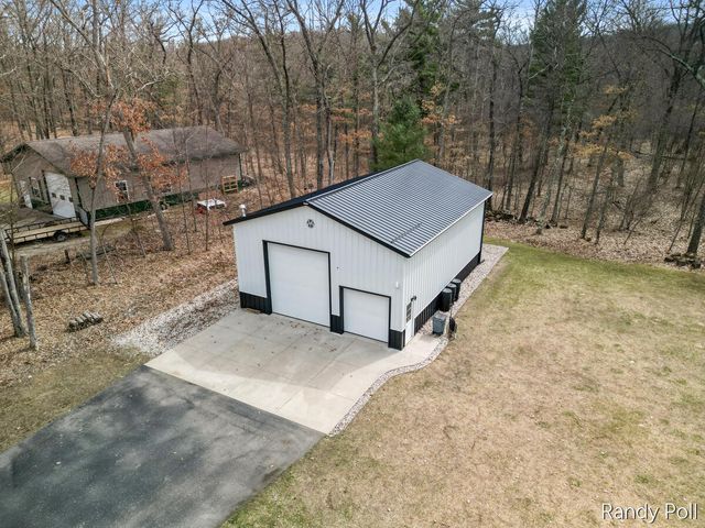 5904 E Division Street, Croton Twp, MI 49337