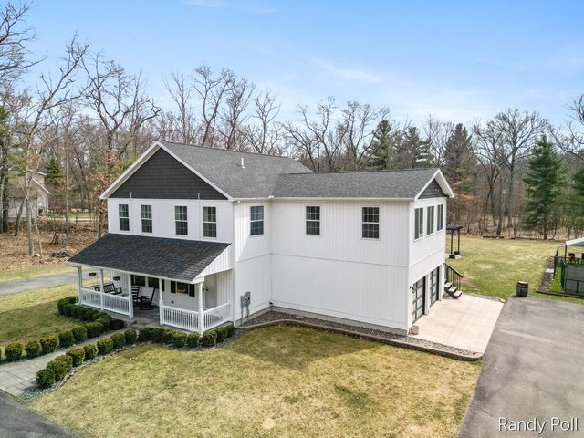 5904 E Division Street, Croton Twp, MI 49337