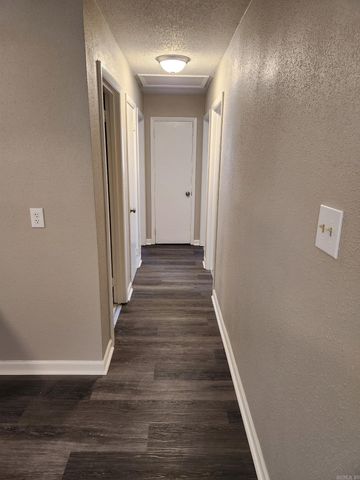 7120 Redwood Drive, Little Rock, AR 72209