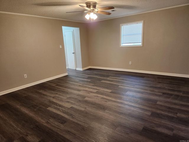 7120 Redwood Drive, Little Rock, AR 72209