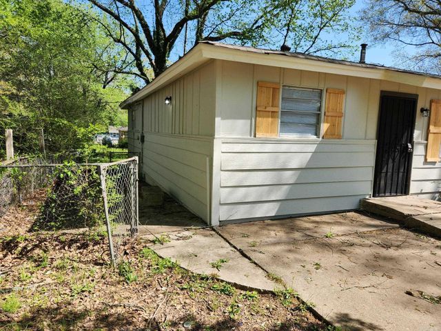 7120 Redwood Drive, Little Rock, AR 72209