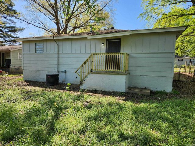 7120 Redwood Drive, Little Rock, AR 72209