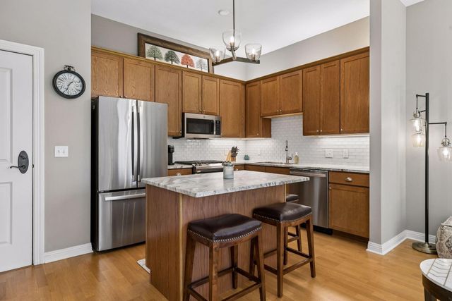370 Marshall Avenue 201, Saint Paul, MN 55102