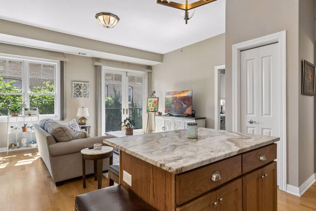 370 Marshall Avenue 201, Saint Paul, MN 55102