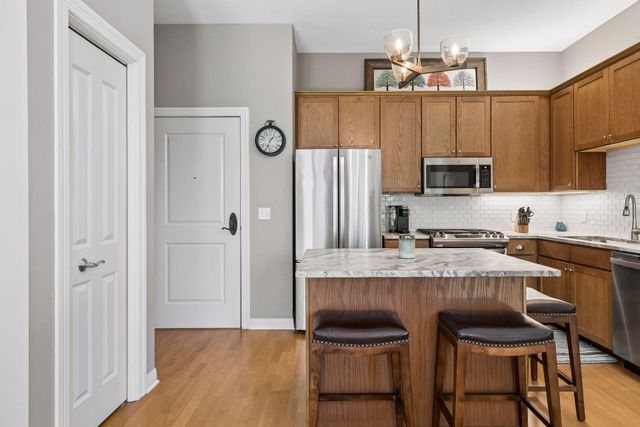370 Marshall Avenue 201, Saint Paul, MN 55102
