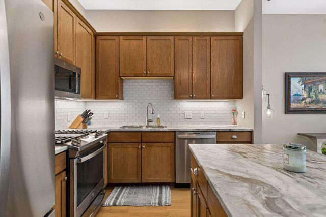 370 Marshall Avenue 201, Saint Paul, MN 55102