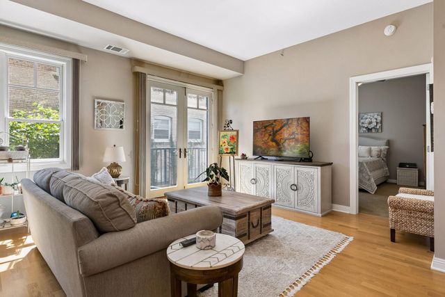 370 Marshall Avenue 201, Saint Paul, MN 55102
