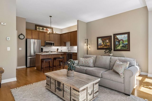 370 Marshall Avenue 201, Saint Paul, MN 55102