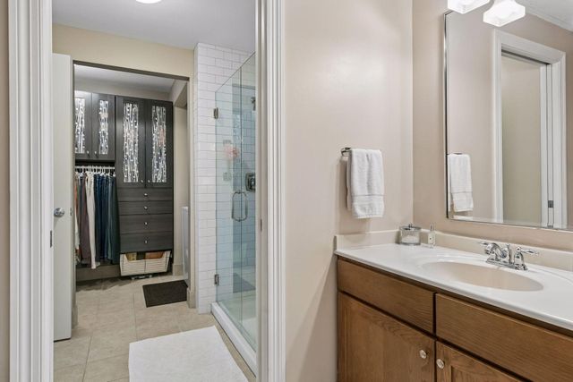 370 Marshall Avenue 201, Saint Paul, MN 55102