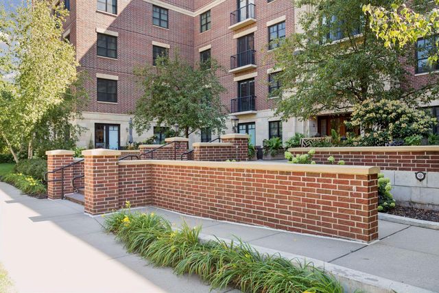 370 Marshall Avenue 201, Saint Paul, MN 55102