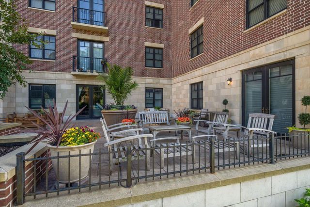 370 Marshall Avenue 201, Saint Paul, MN 55102