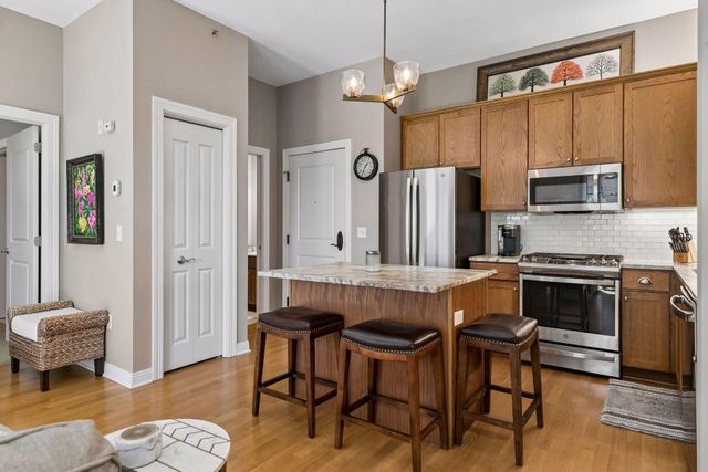 370 Marshall Avenue 201, Saint Paul, MN 55102