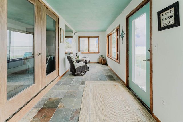 2210 WESTWIND ROAD, Oshkosh, WI 54904