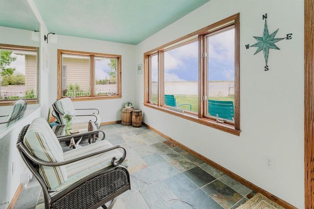2210 WESTWIND ROAD, Oshkosh, WI 54904
