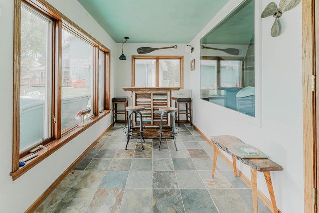 2210 WESTWIND ROAD, Oshkosh, WI 54904