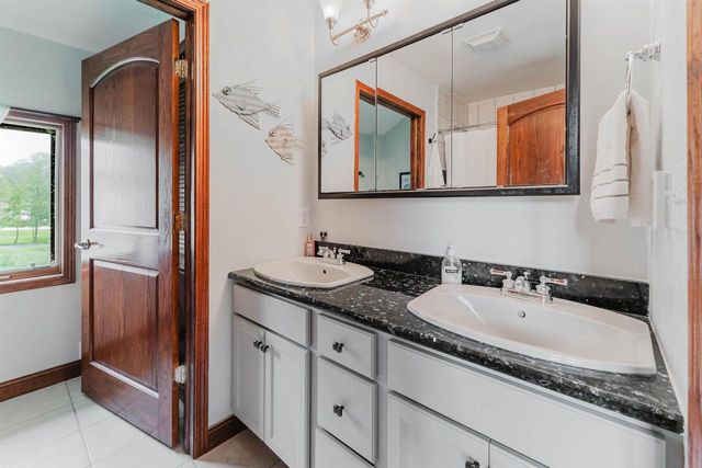 2210 WESTWIND ROAD, Oshkosh, WI 54904