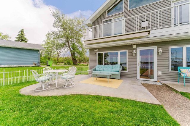 2210 WESTWIND ROAD, Oshkosh, WI 54904