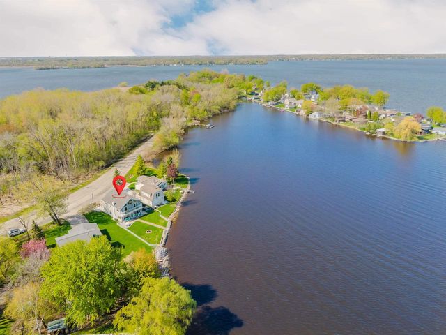 2210 WESTWIND ROAD, Oshkosh, WI 54904