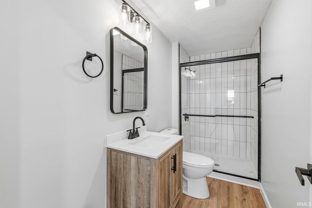 930 S 28th Street, South Bend, IN 46615