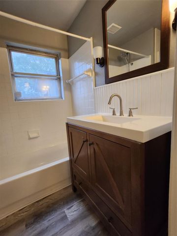 8403 Mullins Drive, Houston, TX 77096