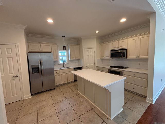 7047 Sweetspire Dr, Baton Rouge, LA 70817