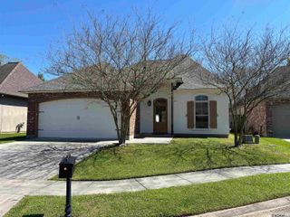 7047 Sweetspire Dr, Baton Rouge, LA 70817