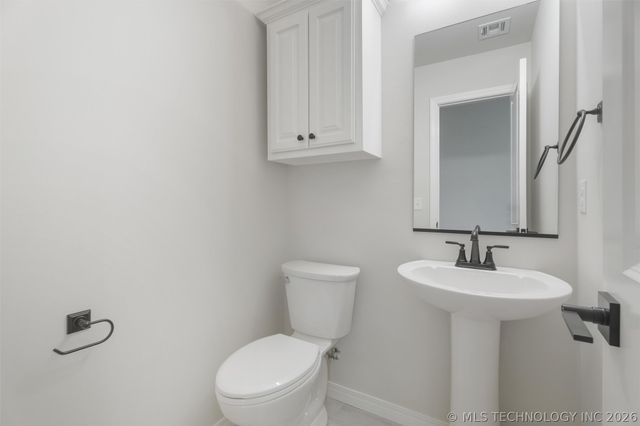 5822 Brandon Court, Bartlesville, OK 74006