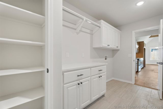 5822 Brandon Court, Bartlesville, OK 74006