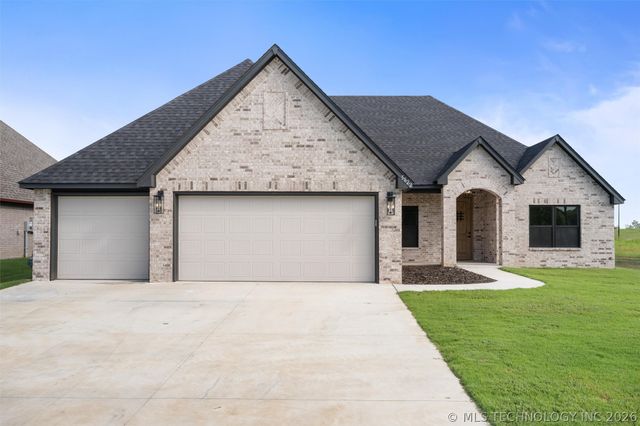 5822 Brandon Court, Bartlesville, OK 74006