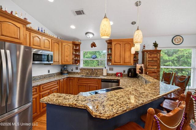 7303 Magnolia Drive, Pass Christian, MS 39571