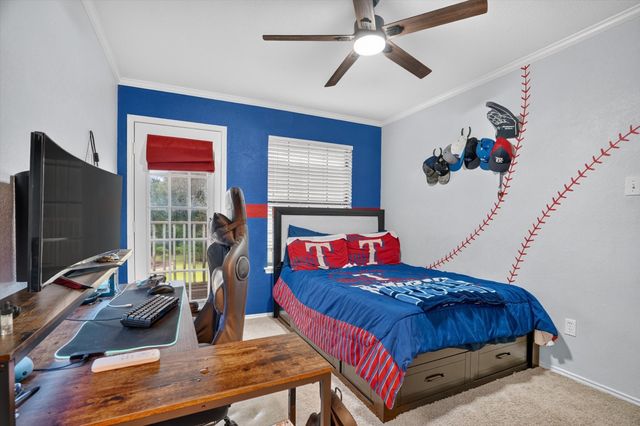 813 Cardinal Ridge Road, Burleson, TX 76028