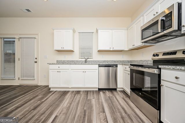 7661 Saffron Avenue, Covington, GA 30014