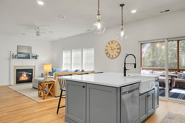 1504 Egret Creek Court, Hanahan, SC 29410