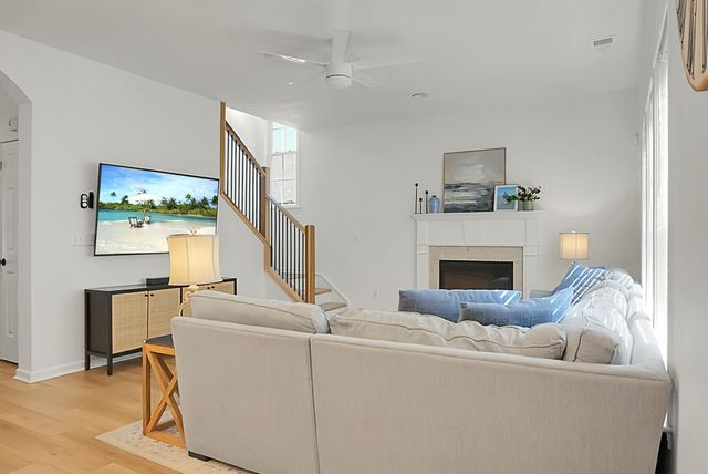 1504 Egret Creek Court, Hanahan, SC 29410