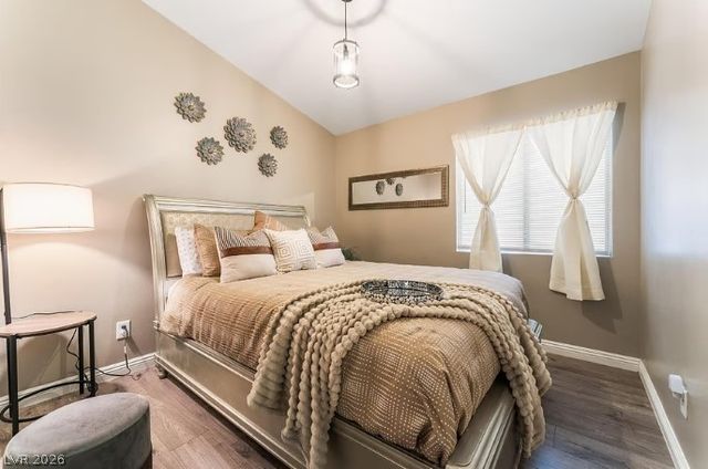 6669 Lucky Strike Way, Las Vegas, NV 89108