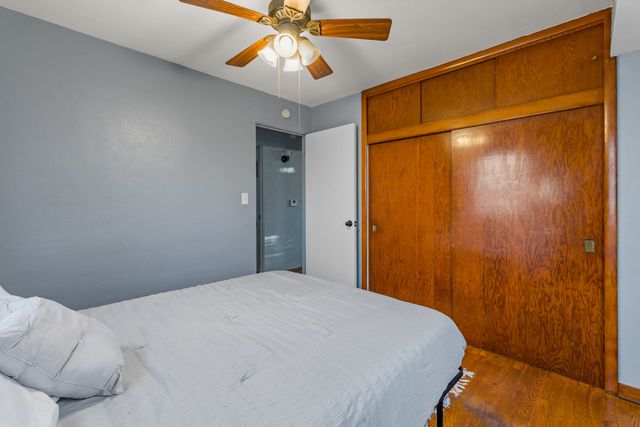 1910 W Pleasant Street, Davenport, IA 52084