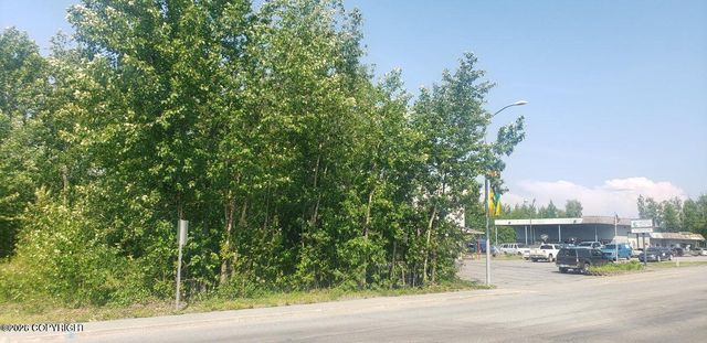 121 E Herning Avenue, Wasilla, AK 99654