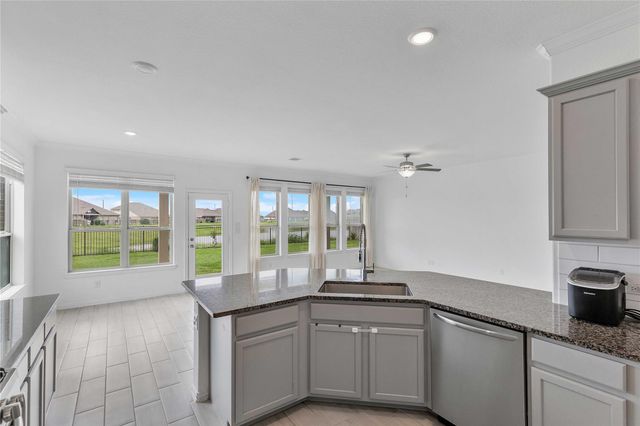 9818 Colonial Downs Drive, Mont Belvieu, TX 77523