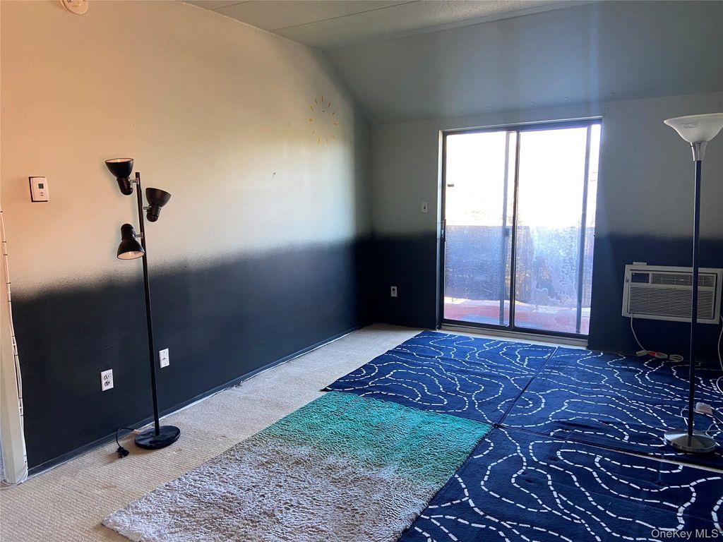 68-01 242nd Street 29E, Douglaston, NY 11362 — photo 3