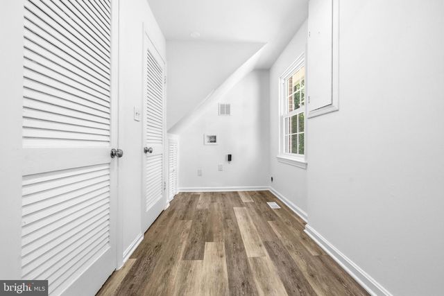 10705 OAK PL, Fairfax, VA 22030